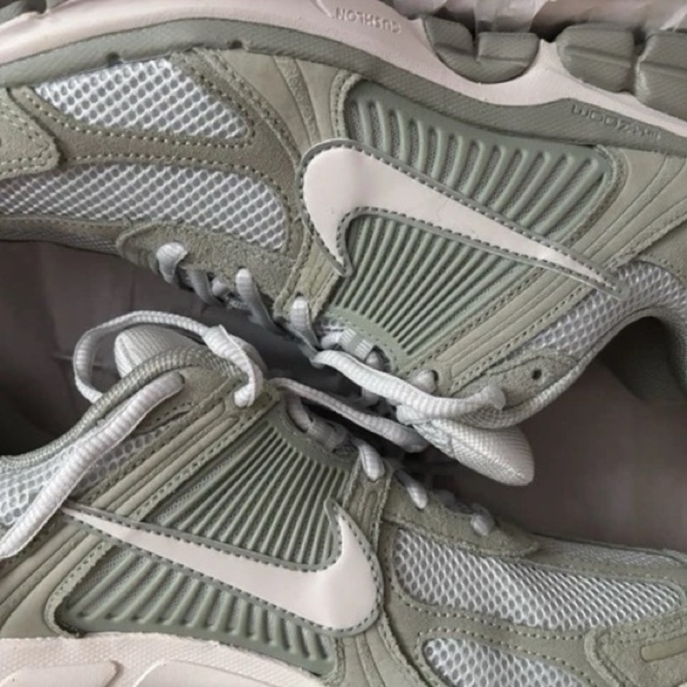 Nike Zoom Vomero 5